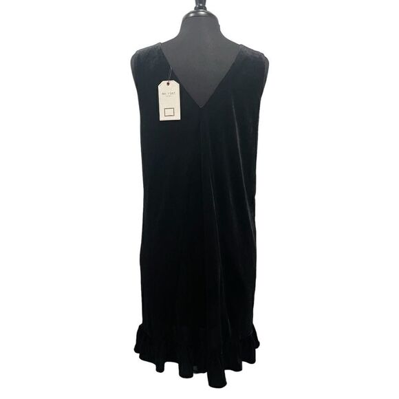 Mo:vint Black Velour Sleeveless Ruffle Hem Trapeze Dress Sz M - Picture 8 of 16